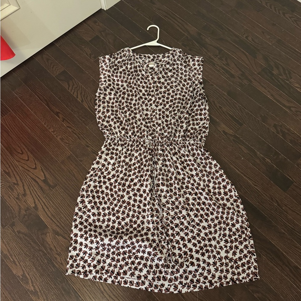 Loft, sleeveless dress. White with black and brown pattern.